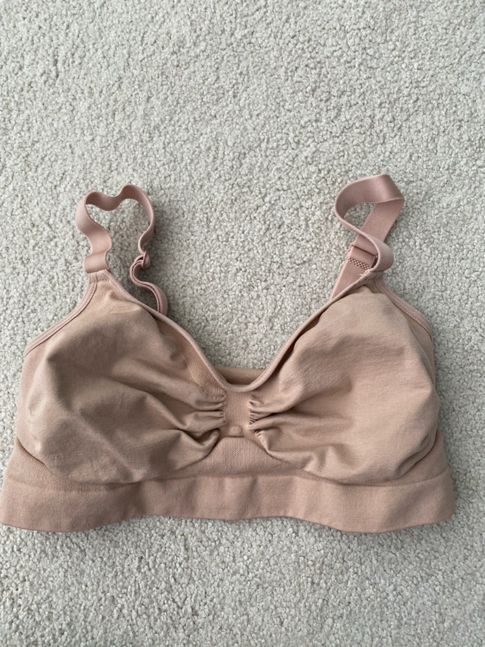 Feelingirl Seamless Nude Wireless Comfort Bra in large from TikTok shop.